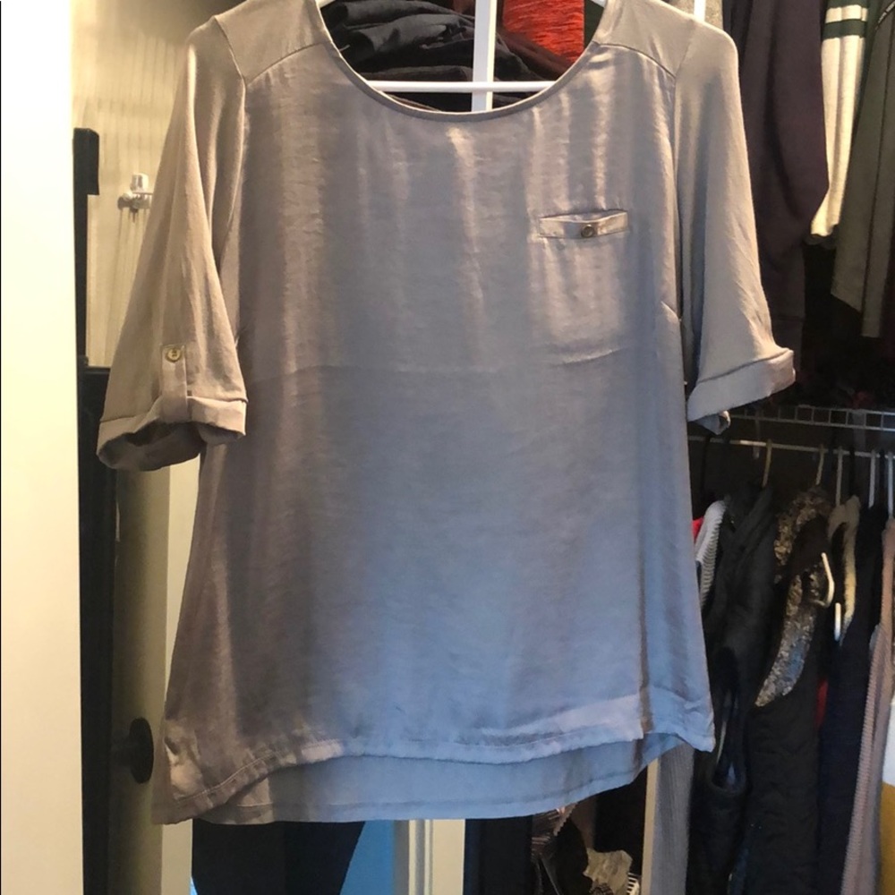 Express Gray/silver top
